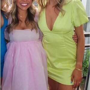 Showpo PALMEIRA DRESS IN LIME GREEN